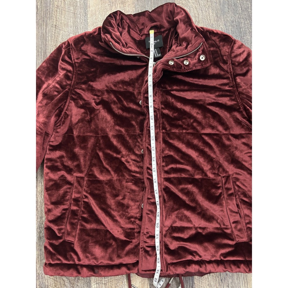 Forever 21 Men Burgundy Velvet Puffer Jacket Wine Red Quilted Zip Up Medium - Picture 3 of 6